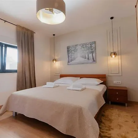 Villa Amare Donji Zemunik