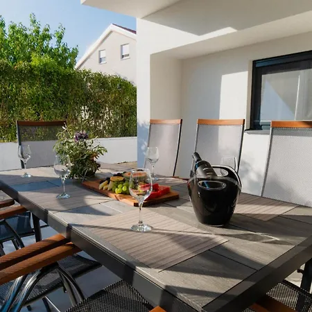 Amare * Donji Zemunik