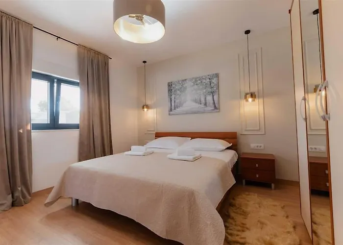 Villa Amare Donji Zemunik