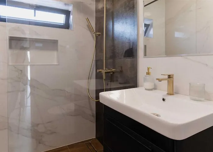 Villa Amare Donji Zemunik